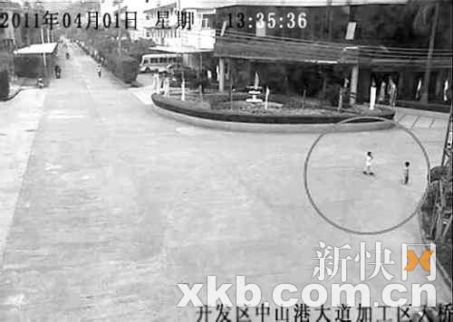 两童走失“天眼”找回(组图)