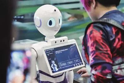 医用智能导诊机器人需求高涨，华北工控嵌入式计算机助其创新升级