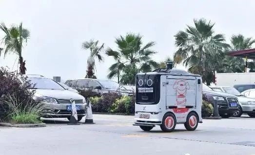 华北工控：物流配送需求高涨，智能机器人掀起快递末端新风口