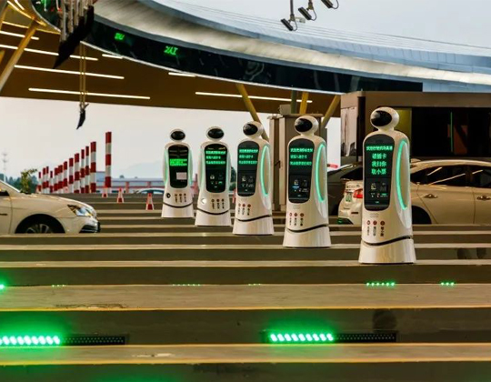 华北工控：广州交投机场启用收费机器人，加速“无人化”管理发展