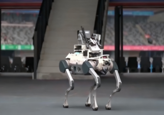 “机器人护卫队”出击！云深处科技机器狗护航全运会！