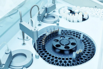 “嵌入式+AI”走進醫院臨床檢驗：華北工控ATX-6159支持全自動生化/免疫分析儀應用